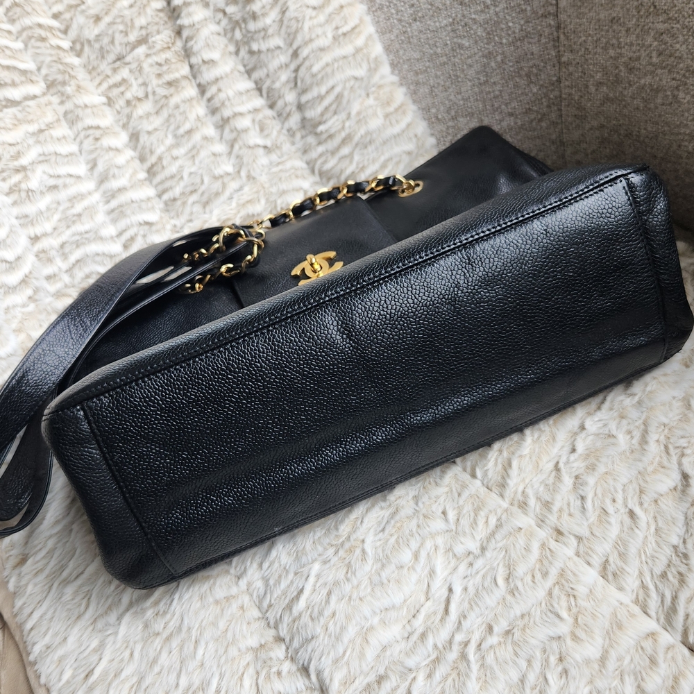 Chanel Supermodel Black Caviar Leather Chain-Handle Shoulder Bag - Picture 8 of 9